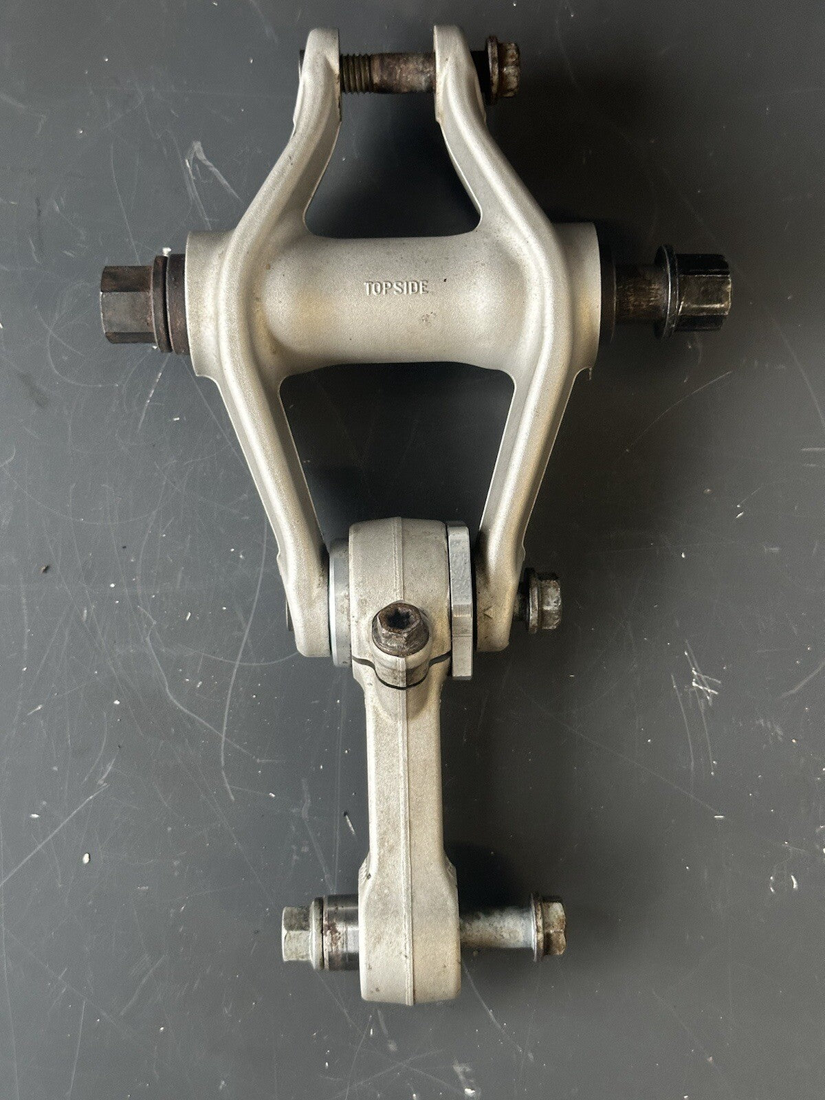 KTM 1190 RC8 rear shock linkage