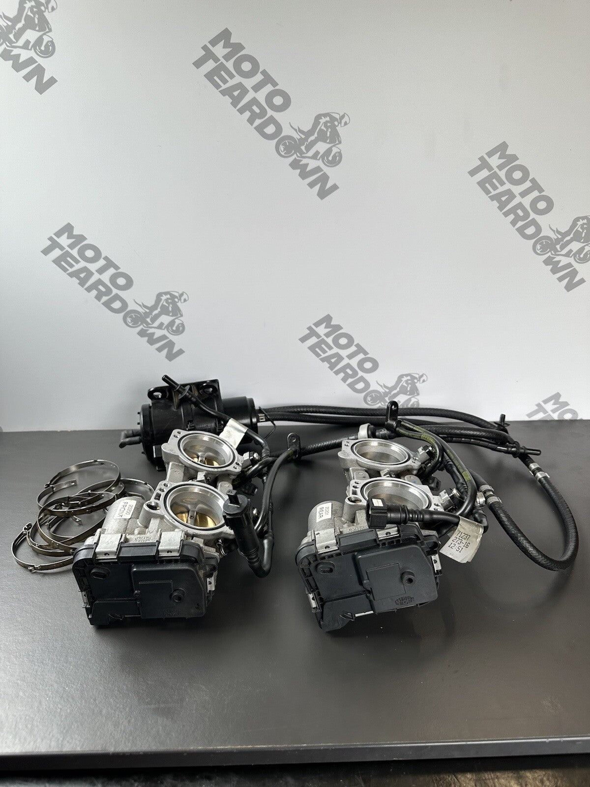APRILIA TUONO V4 1100 FACTORY Throttle Bodies - 8573046 2017-2020 Front And Rear