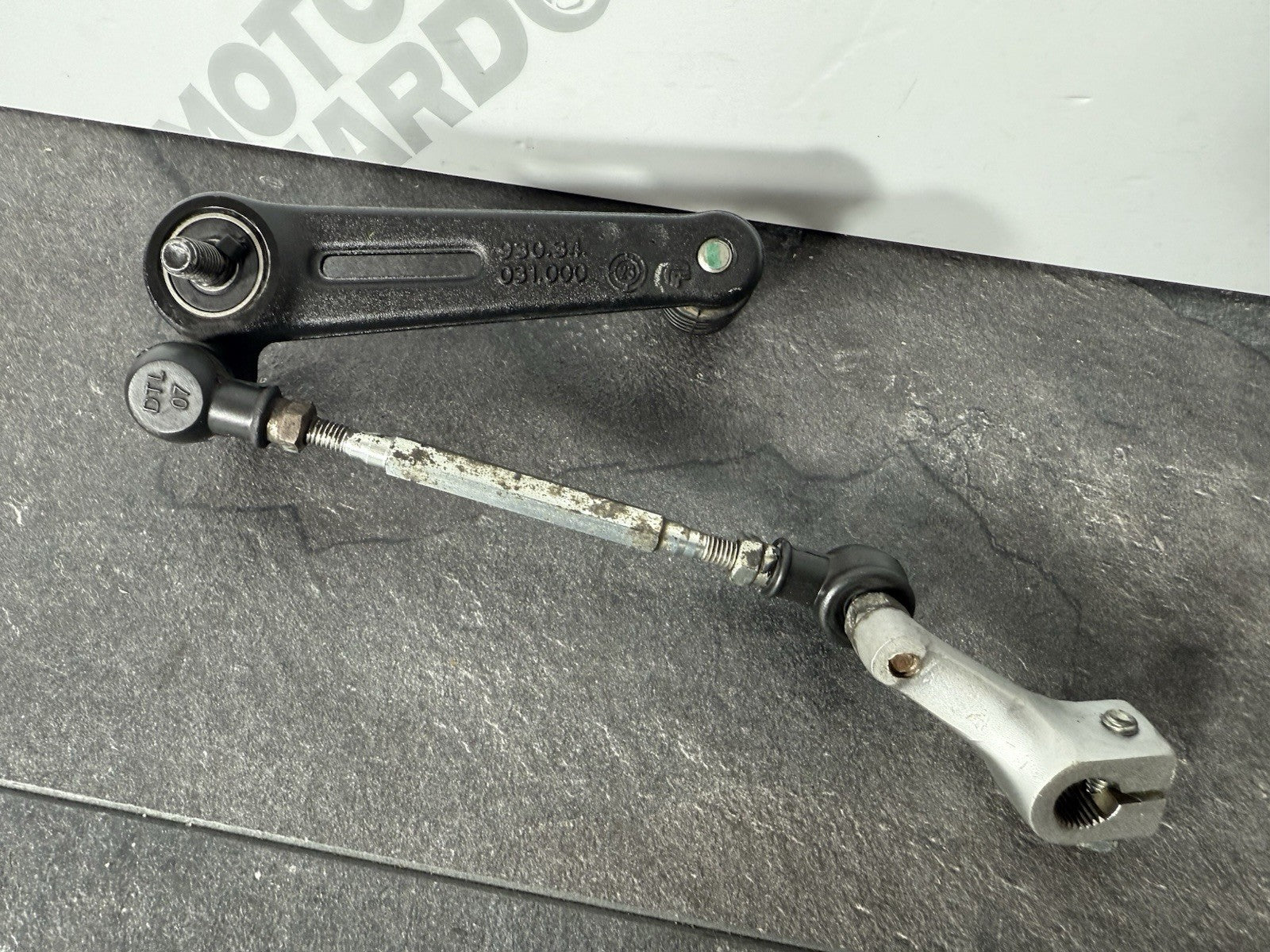 74d0aa5d-fe14-4d3f-932a-c929196833b8