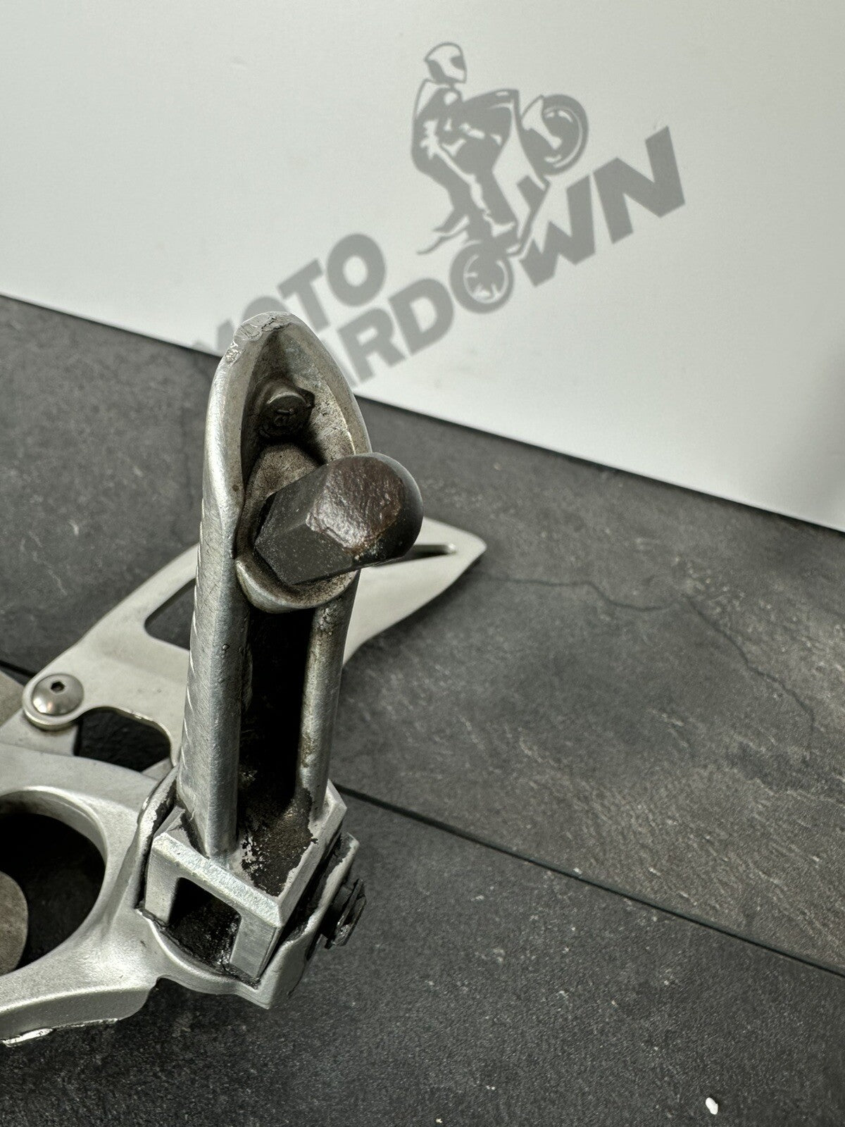 Suzuki GSXR 1000 2014 Left Footrest Rearset & Mount 22774 Miles 2009-2016 OEM