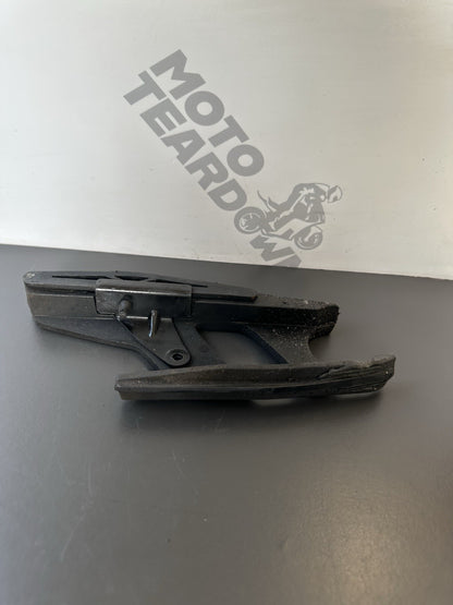 TRIUMPH STREET TRIPLE 675 675R CHAIN GUIDE 675 Chain Guide 2007-2011 OEM