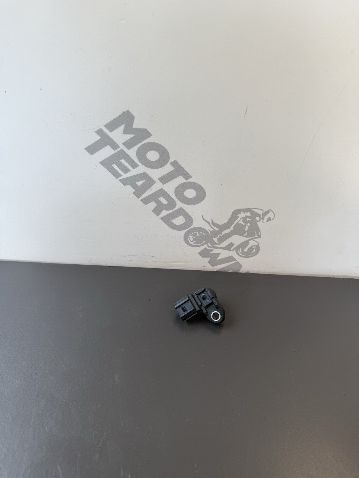 Triumph Trident 660 Air Sensor T1290975 Airbox Air Sensor 2021-2024 OEM Front