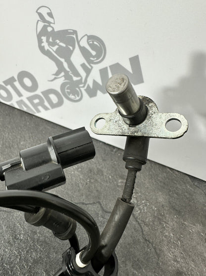Kawasaki Z800 ABS 2016 Front ABS Speed Sensor 12691 Miles 2013-2018 OEM ZR800