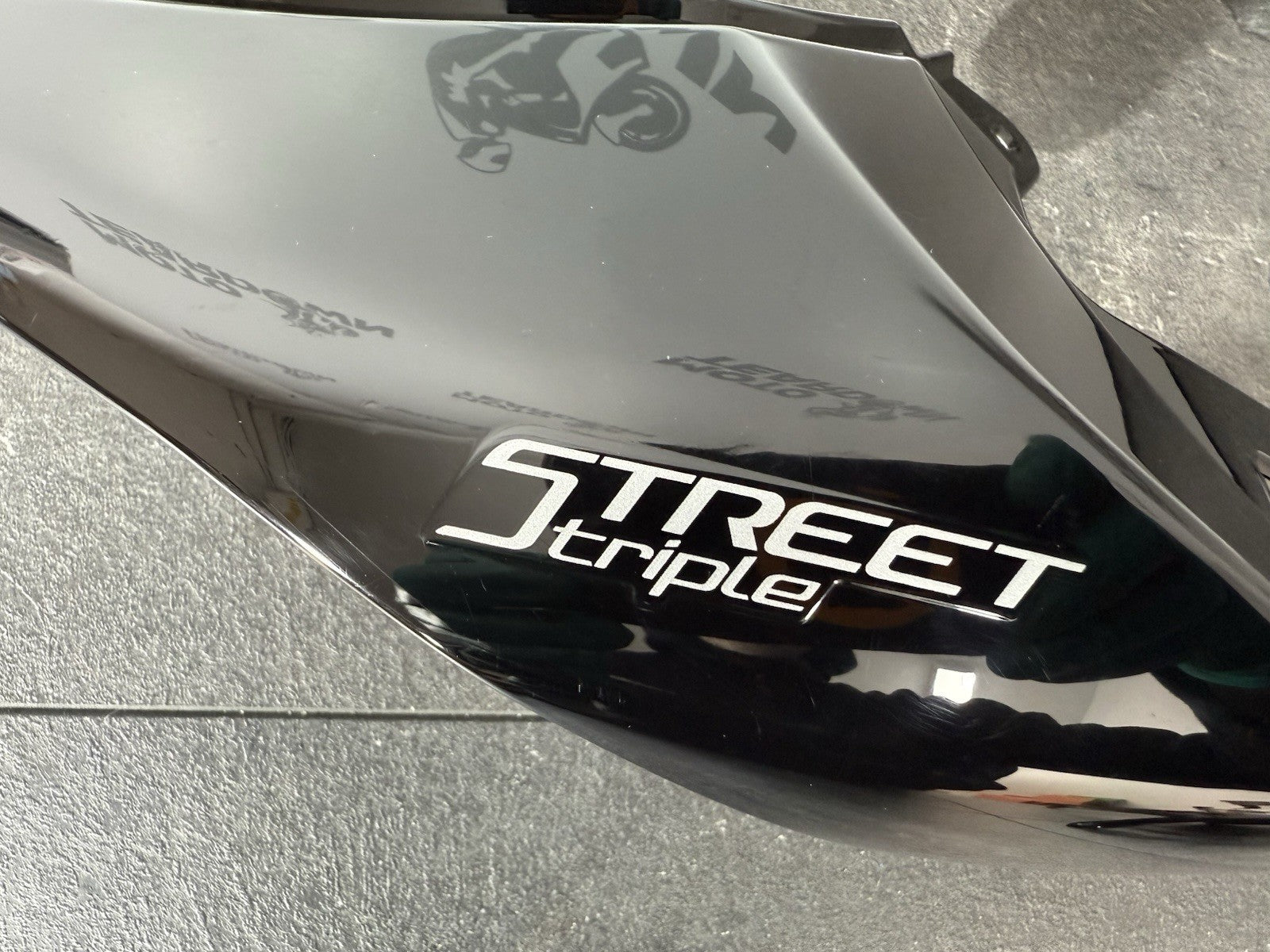 216a7c09-775d-4b49-89da-766294c9b2f8