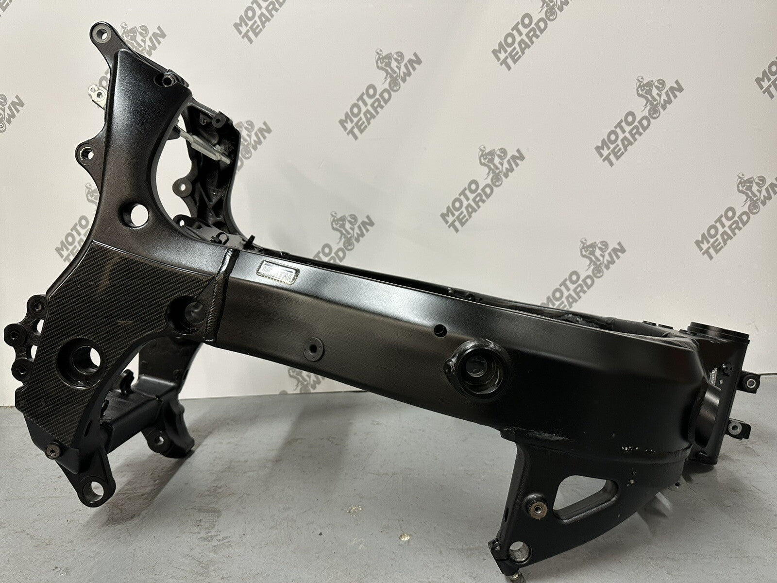 Suzuki GSXR 1300 2016 HAYABUSA Main Frame Chassis *CATEGORY N* 18408 Miles GEN 2