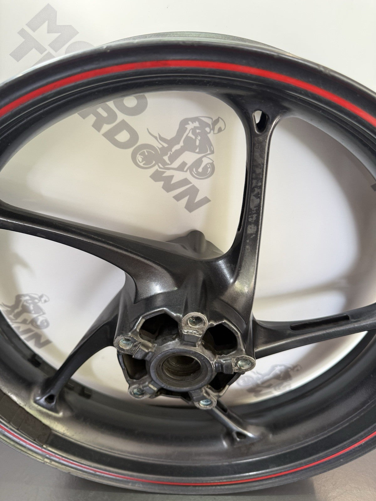 3b2ccf21-d350-4102-96b9-1660265327f1