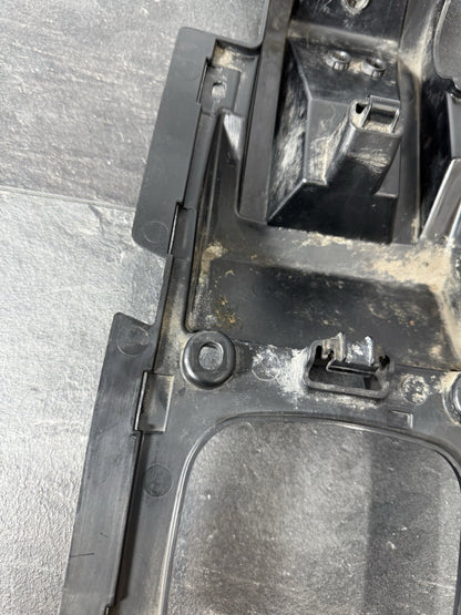 Yamaha YZF R125 R 125 2014 Subframe Undertray Panel 26983 Mile 2008-2018 OEM