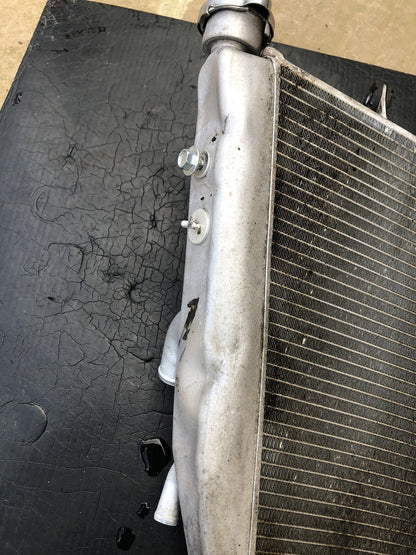 Suzuki GSXR 750 2013 Radiator & Fan OEM 600 L1 L2 L3 L4 L5