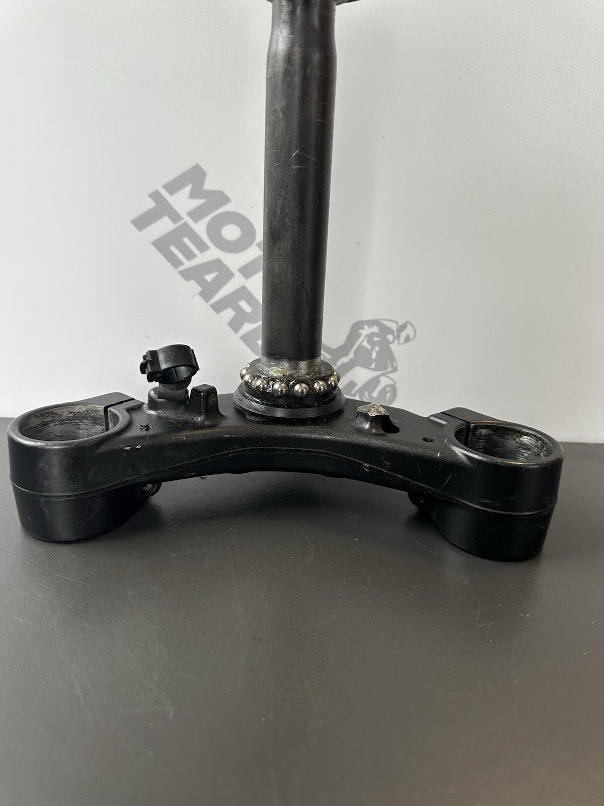 Yamaha MT-07 Yamaha MT07 Bottom lower fork yoke clamp 2014-2017 Lower Yoke OEM