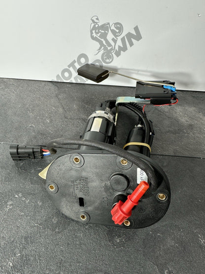 Aprilia RS660 2021 Fuel Pump Petrol Pump Only 6220 Miles 2022-2025 OEM *UK ONLY*