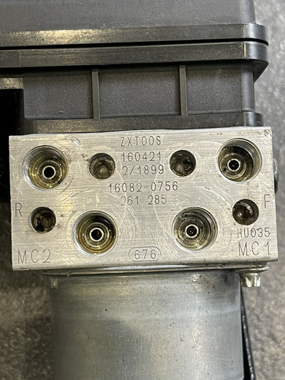 Kawasaki Ninja ZX10R 2016 ABS Pump Regulator Unit 2016-2020 Only 18266 Miles OEM