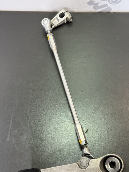 087a0aef-8db2-4c3c-b957-f99b786e5da7