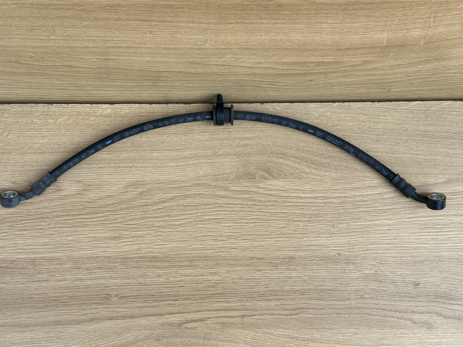 SUZUKI GSXR600 GSXR 750 L1-L7 FRONT BRAKE CALIPER HOSE LINE 59240-14J00 OEM