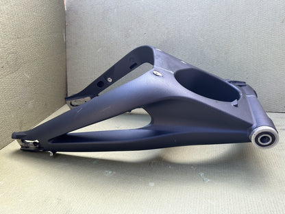 TRIUMPH Datona 675 R Swing Arm Swinging Arm READ DESCRIPTION OEM 2011 675 Swing