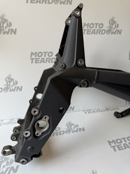 Triumph Street Triple 675R Frame Chassis 675R Chassis CAT N OEM READ DESCRIPTION