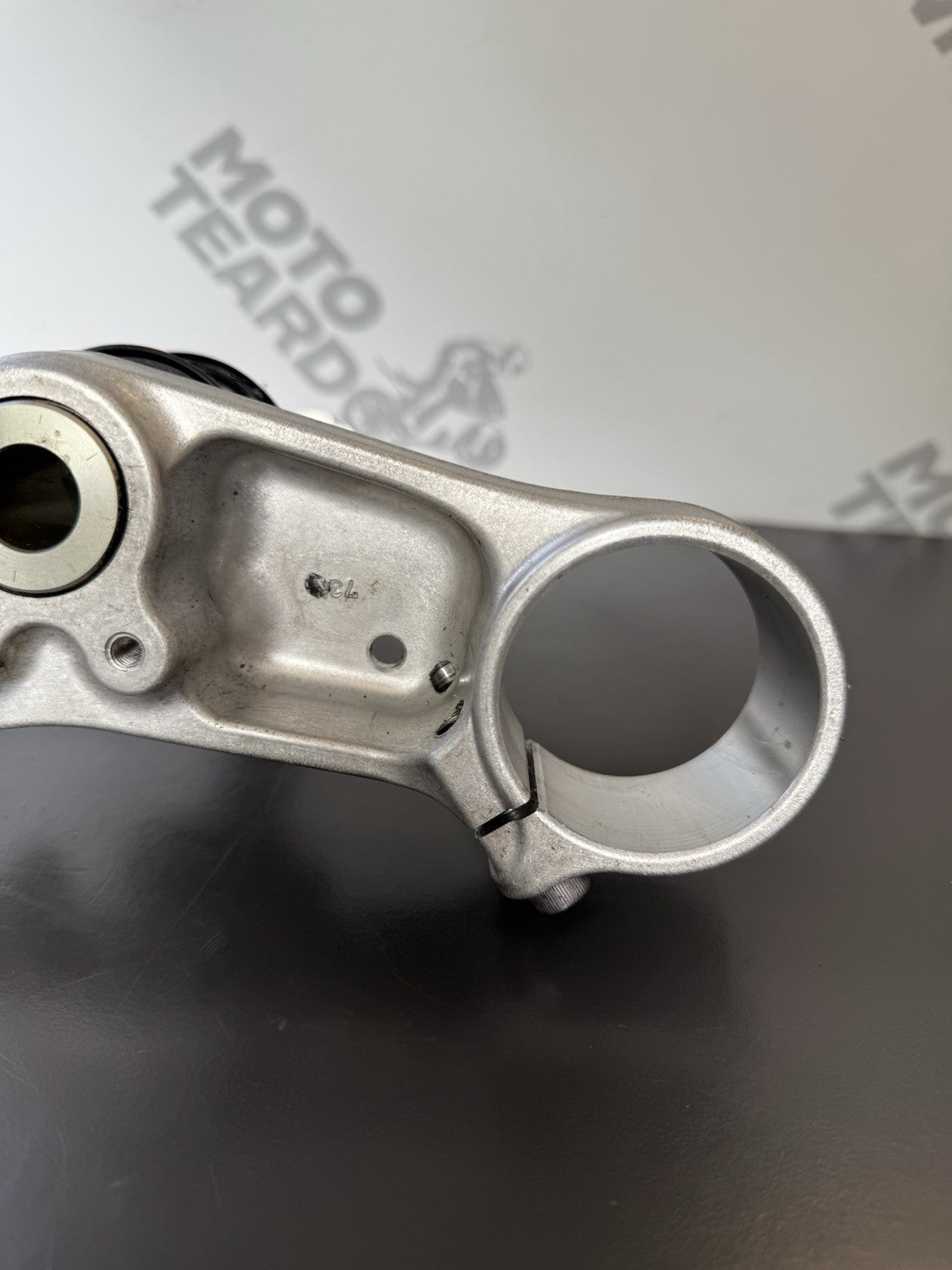 c5c7bd19-b4a4-4d25-8198-d725380c1cb4