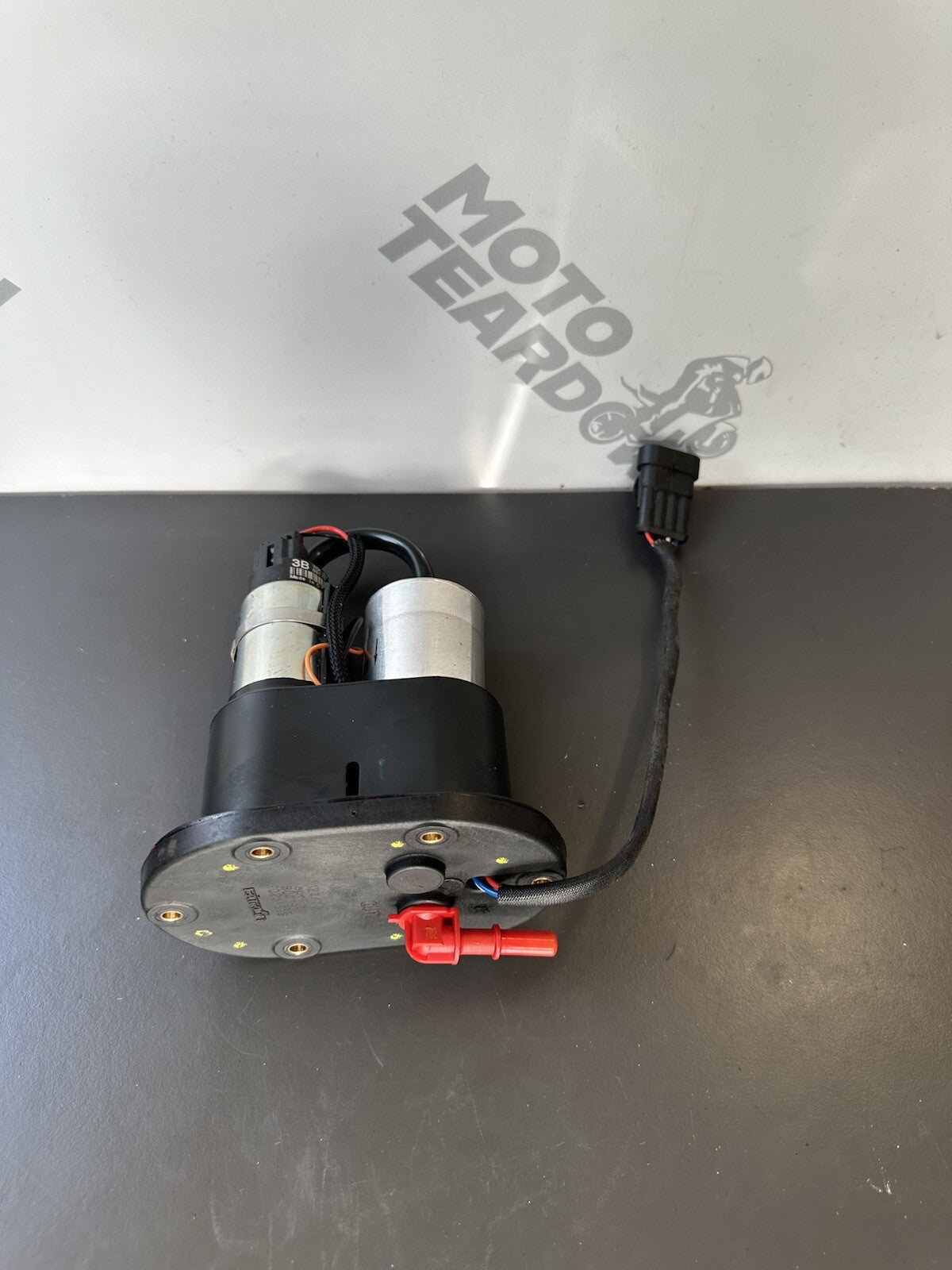 Aprilia Tuono 1100 V4 Factory Petrol fuel pump Genuine OEM 2015 - 2019 UK ONLY