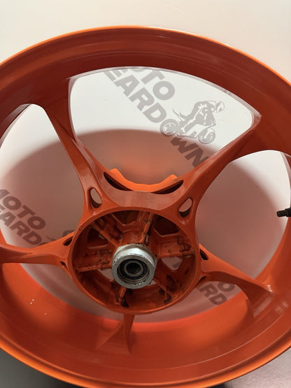 592f9d21-f00d-49f4-9256-8bea6f0cd3cf