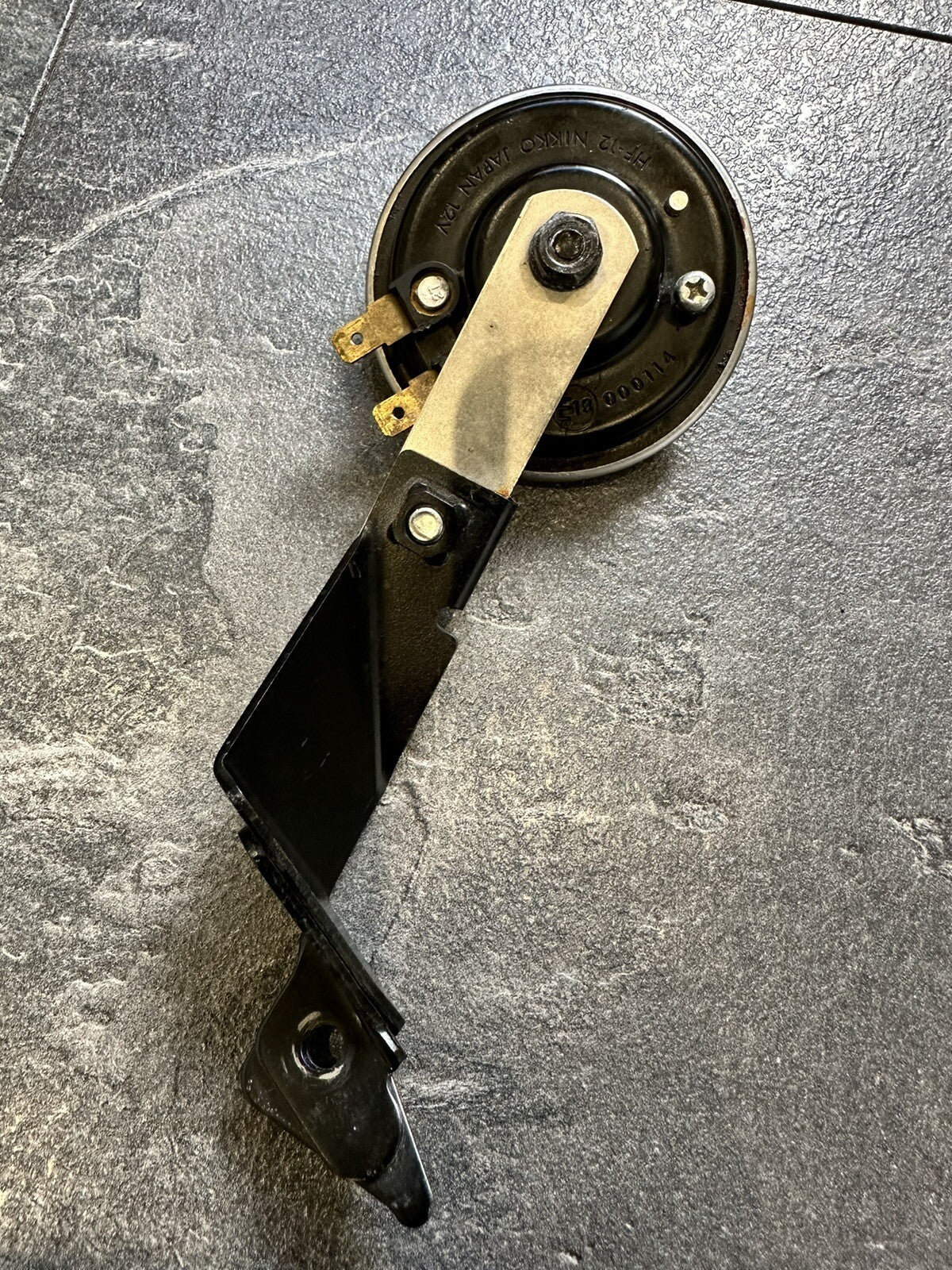 Kawasaki ZX10R 2018 Horn & Mount Bracket Only 1086 Mile 2016 2017 OEM