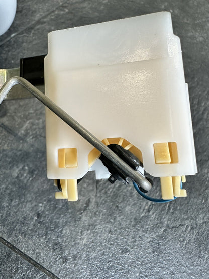 BMW S1000RR 2023 Fuel Pump Petrol Pump Sender 2019-2022 J43386 OEM *UK ONLY*