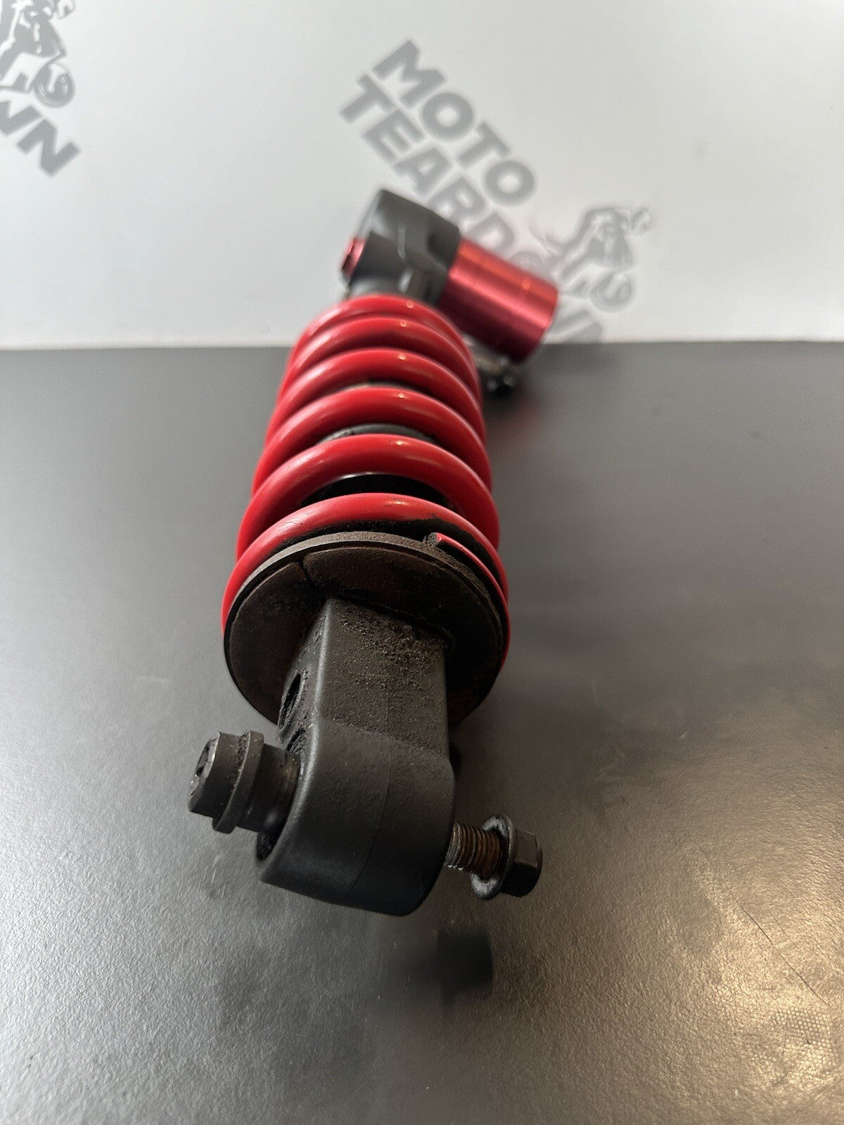 Triumph Speed Triple SHOCK ABSORBER REAR TRIUMPH SPEED TRIPLE 1050 2011 - 2015