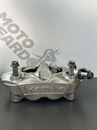 Suzuki GSXR600 GSXR750 Front brake calipers Brembo Monoblock 2011 - 2017 108mm