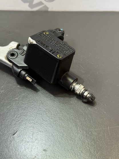 2ea875e4-f3a7-4a64-9de6-51011ebe0023