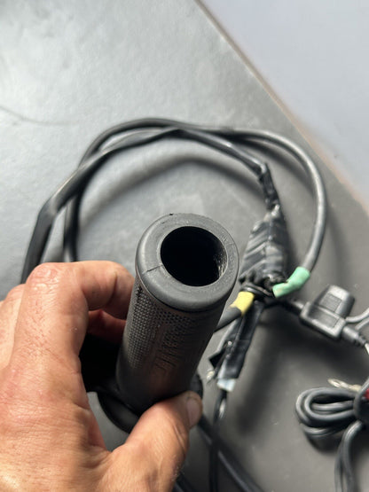 TRIUMPH SPEED TRIPLE 1050 OXFORD HEATED GRIPS OXFORD HEATED GRIP SPARES REPAIRS