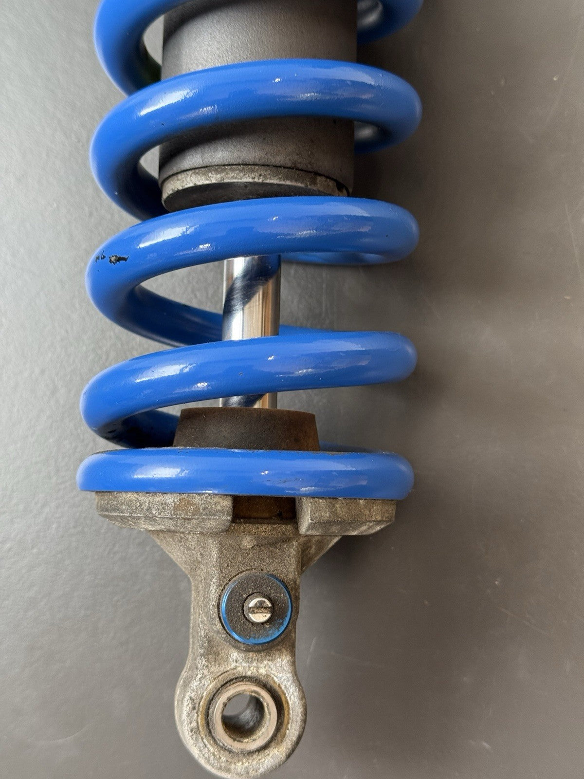 TRIUMPH STREET TRIPLE 675R Rear Suspension - T2053102 2008-2011 Rear Shock OEM