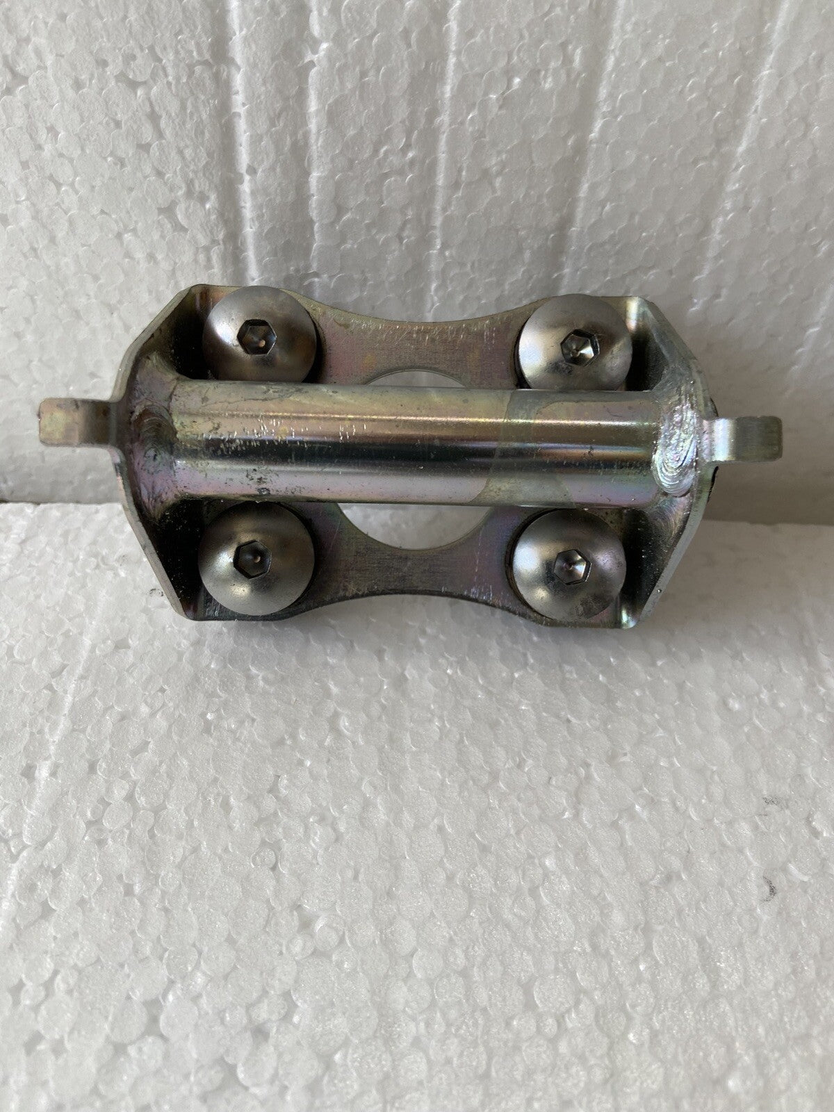 SUZUKI GSXR 600 750 Fuel Petrol Tank Bracket petrol tank Mount bracket L1-L7 OEM