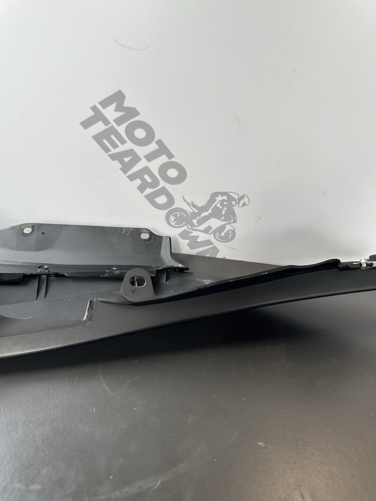 Yamaha MT03 MT-03 Right Rear fairing panel rear Right wing trim 1WD-F1721-00 OEM