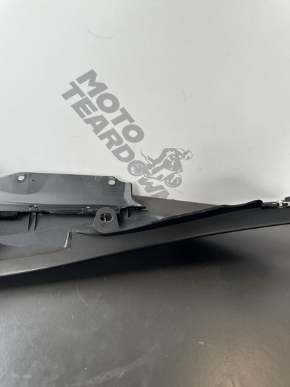 Yamaha MT03 MT-03 Right Rear fairing panel rear Right wing trim 1WD-F1721-00 OEM