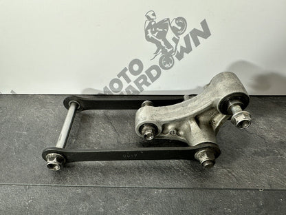 Kawasaki Z800 ABS 2016 Shock Linkage Mount 12691 Miles 2013-2018 OEM ZR800