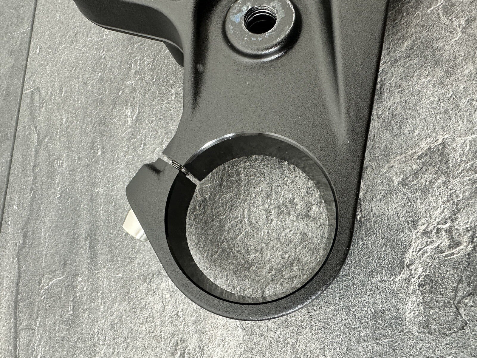 Aprilia Tuono V4 1100 Factory 2020 Top Yoke Upper Yoke Fork Clamp 6889m OEM 2019