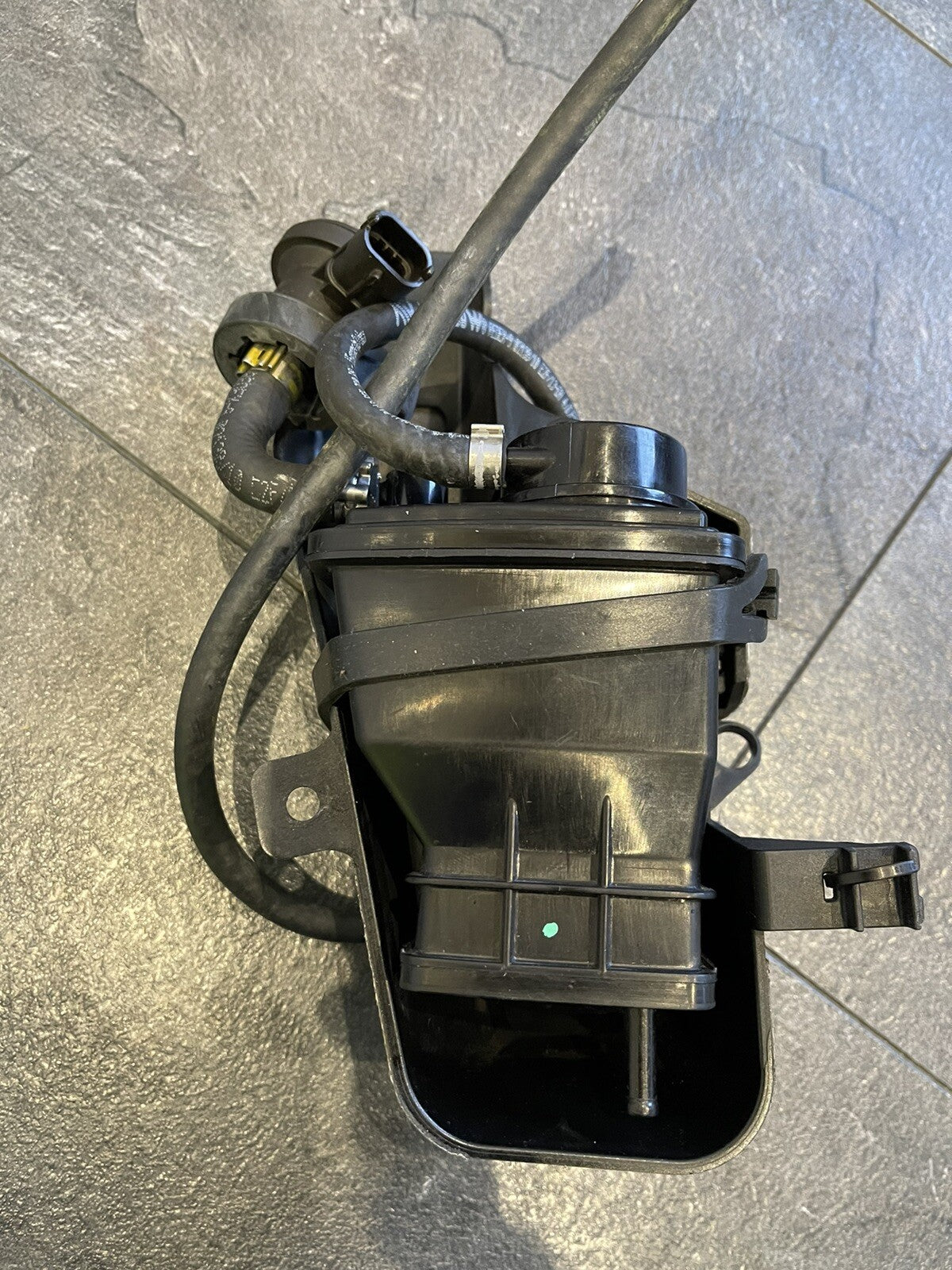 Ducati Panigale V4S V4 2018-2021 EVAP Canister Valve Holder Only 2986 Miles OEM