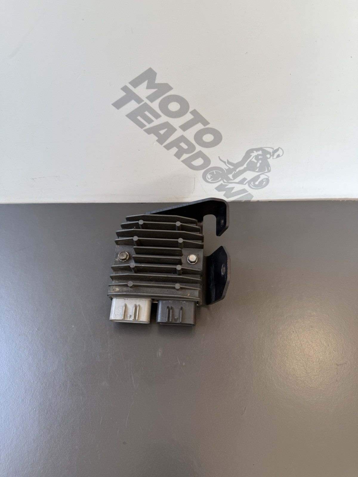 Triumph Street Triple 675 675R Regulator Rectifier 2007-2011 OEM 675 Regulator