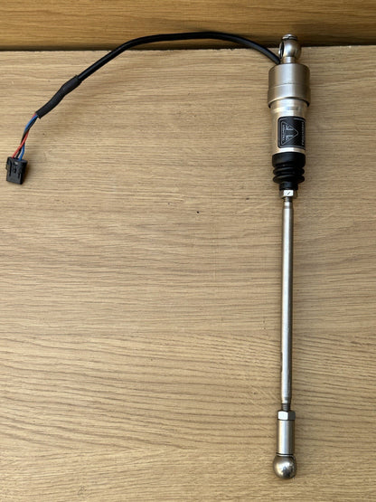 Triumph Speed Triple 1200 RR quickshifter 2022 OEM T2085540 1200RR Quickshifter