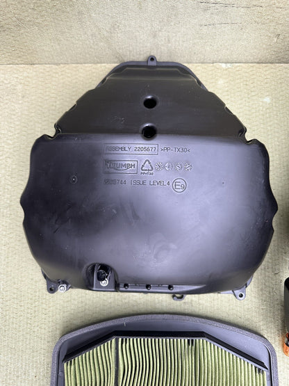 TRIUMPH SPEED TRIPLE 1200 RR RS Airbox Triumph Speed Triple 1200 RR RS Air Box