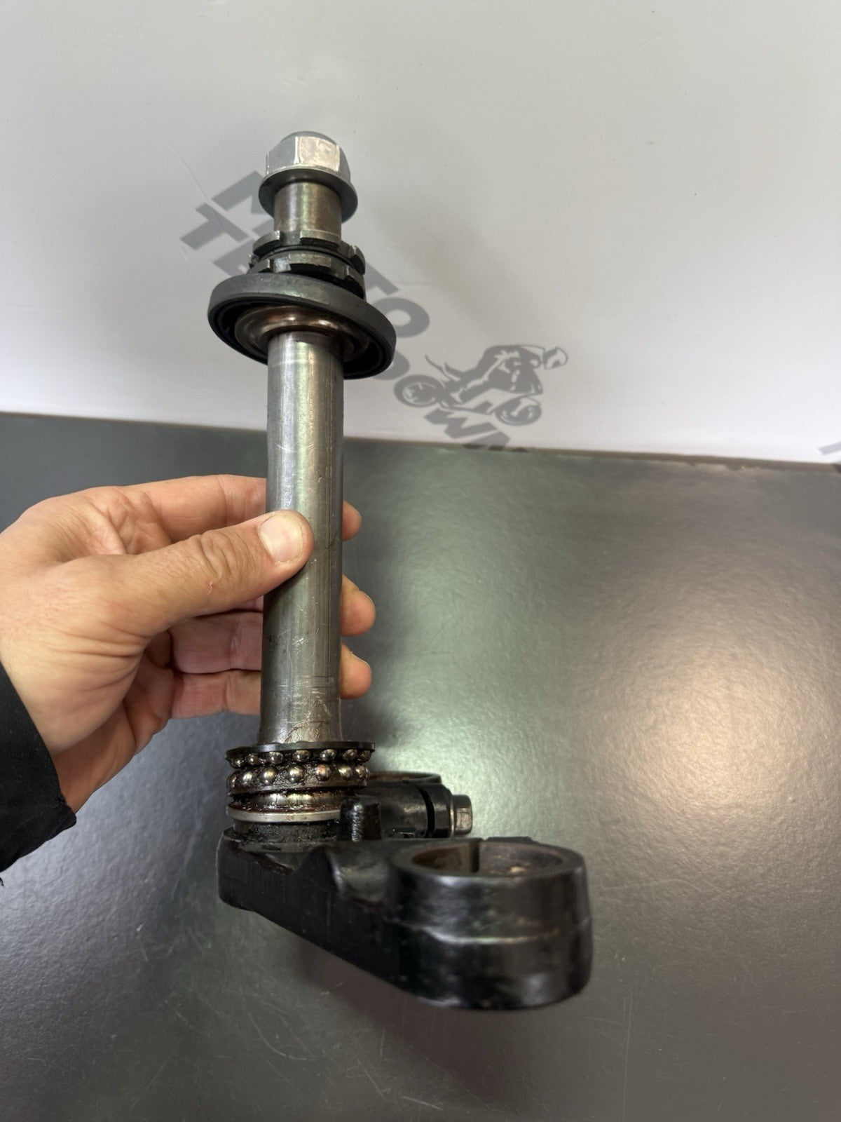 039455b7-ba87-4c76-8152-e52d3bd43c3b