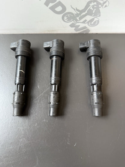 TRIUMPH STREET TRIPLE 675R IGNITION COILS 2013-2016 675R Ignition Coils OEM