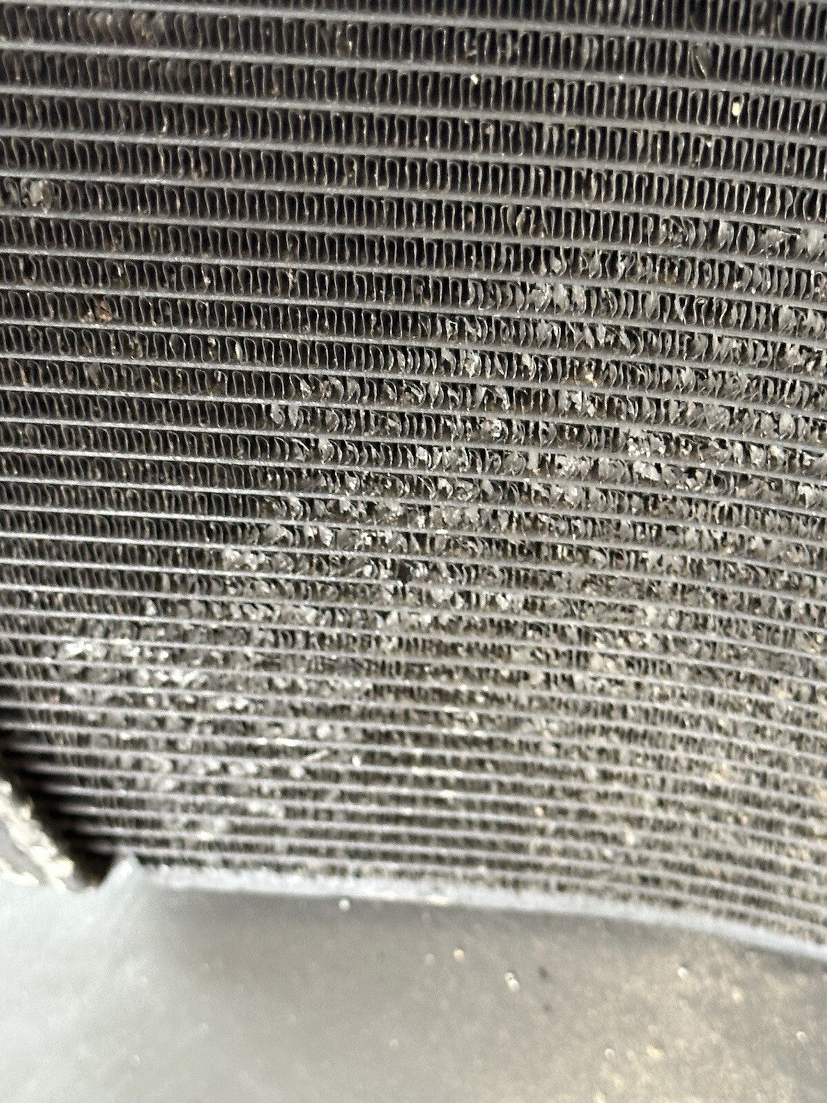 Suzuki GSXR 1000 Radiator Coolant Rad 2009-2016 Only 33,787 Miles OEM Radiator