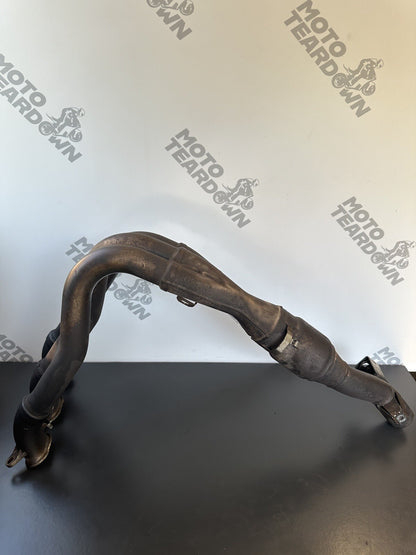 TRIUMPH SPEED TRIPLE 1050 EXHAUST DOWN PIPES CRACKED - SPARES / REPAIRS 19,161m