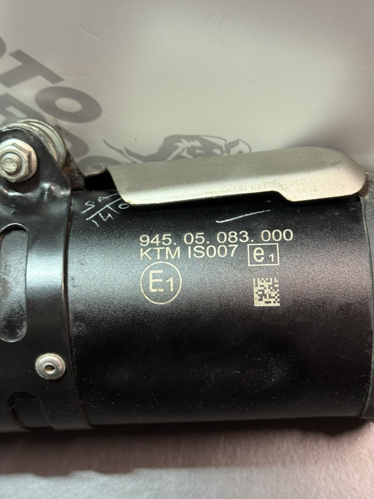 57694bc8-a200-4502-afd6-1fb10e333dd1