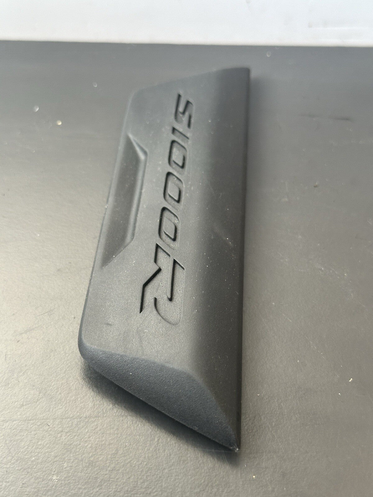 BMW S1000R REAR SEAT EMBLEM FAIRING COVER 8533891 2014-2020 BMW S1000R Emblem