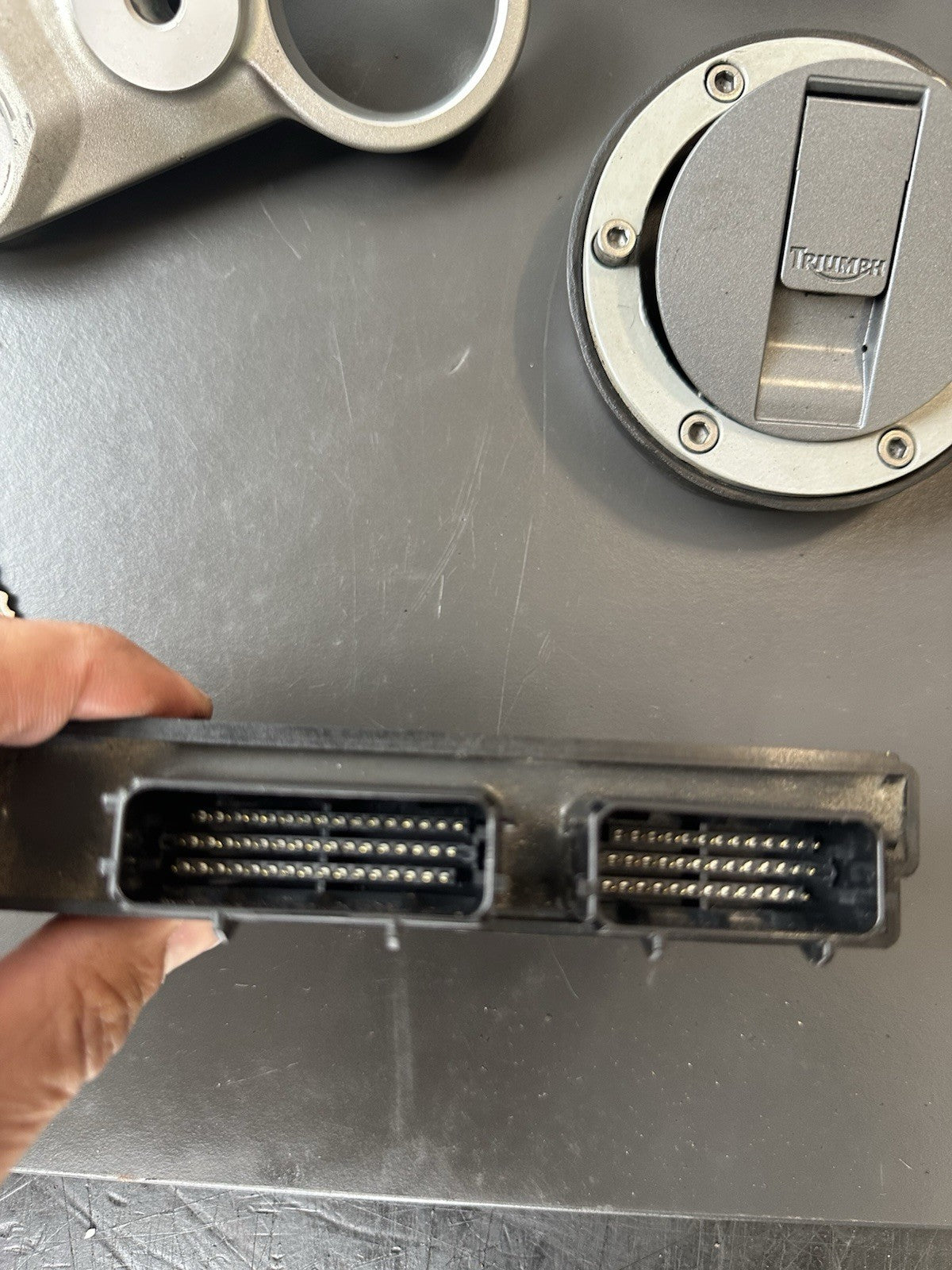 1f5ffb8d-333e-4ae0-b24f-2dc638c5a278