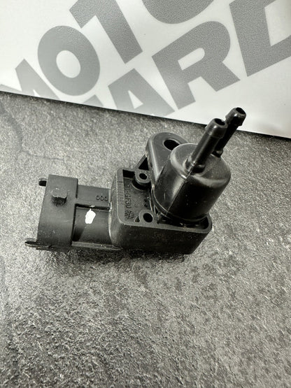 Aprilia Tuono V4 1100 Factory 2020 BOSCH Air Flow Sensor 6889 Miles OEM 2019