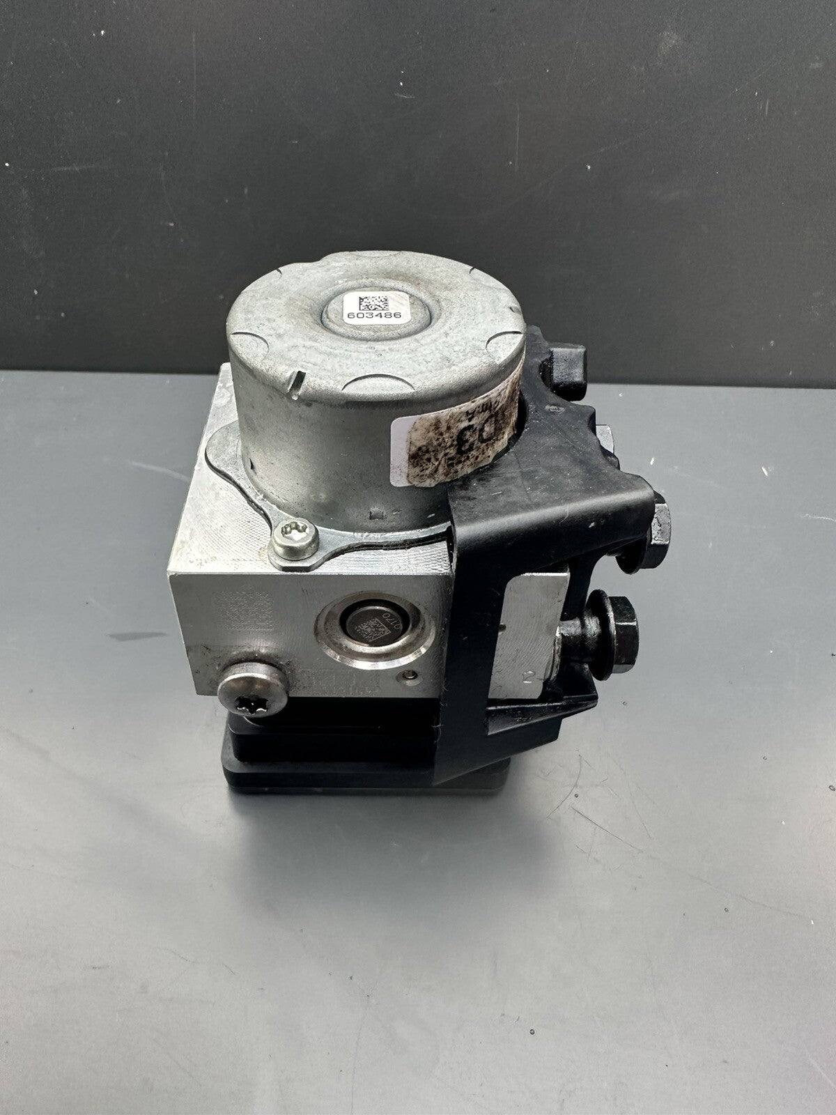 Triumph Street Triple 765 RS 2017-2019 ABS Pump Regulator 2017 OEM T2025959