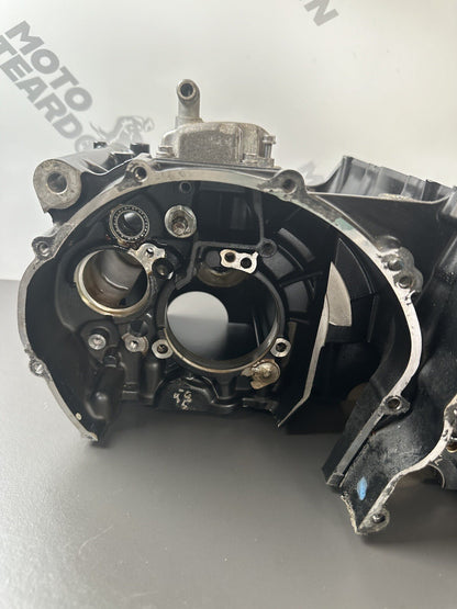TRIUMPH STREET TRIPLE 675 2013-2016 Upper Crank Case Upper Engine 12,409 Miles