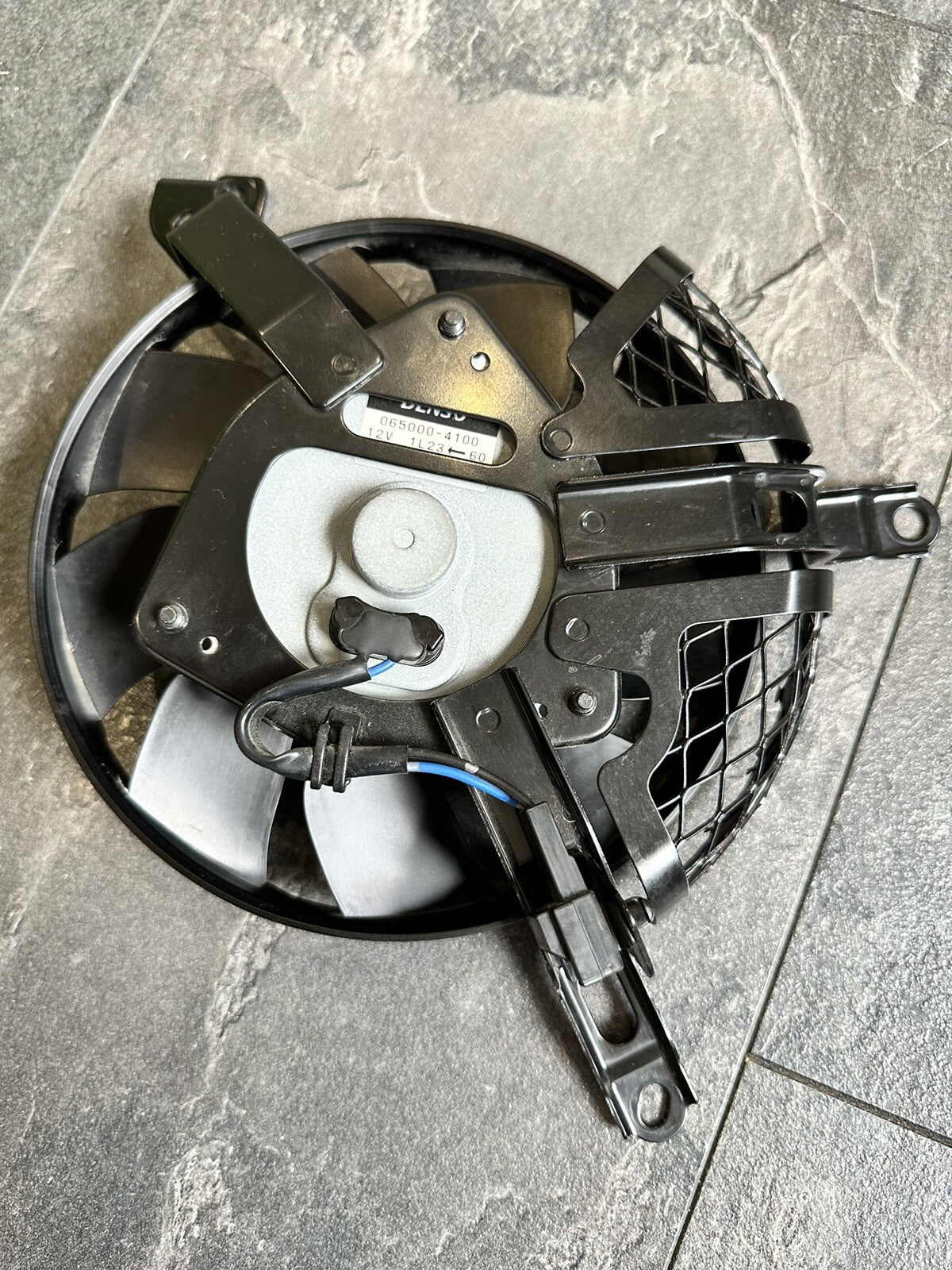 Suzuki GSXR 1000 2009 DENSO Radiator Cooling Fan 2009-2016 Only 9715 Miles OEM