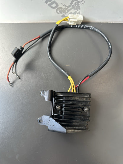 TRIUMPH STREET TRIPLE 675R Regulator Recitfier 675R Regulator Rectifier 62,378